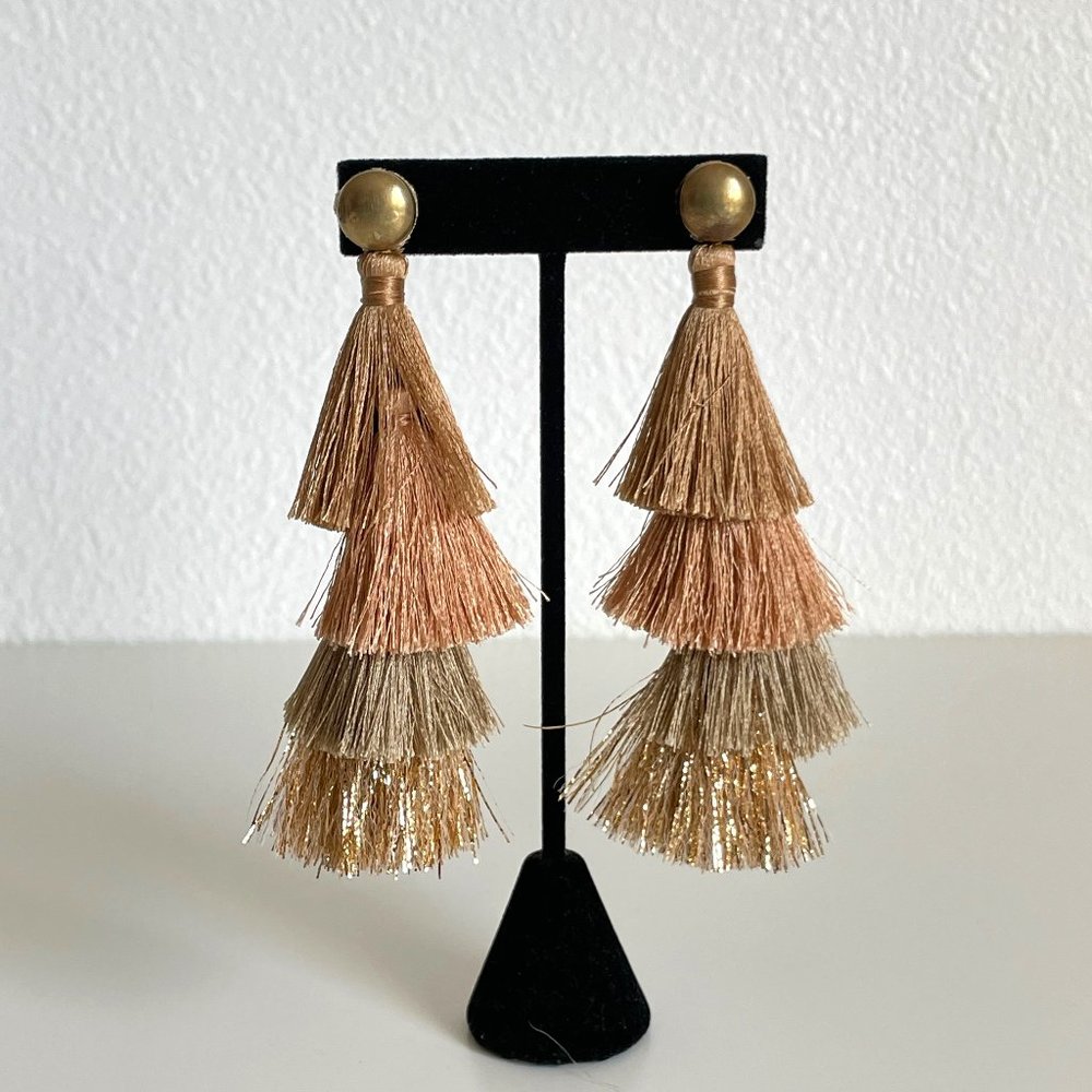 Anthropologie Fiesta Drop Tiered Tassel Earrings Tan Beige Gold & Brass